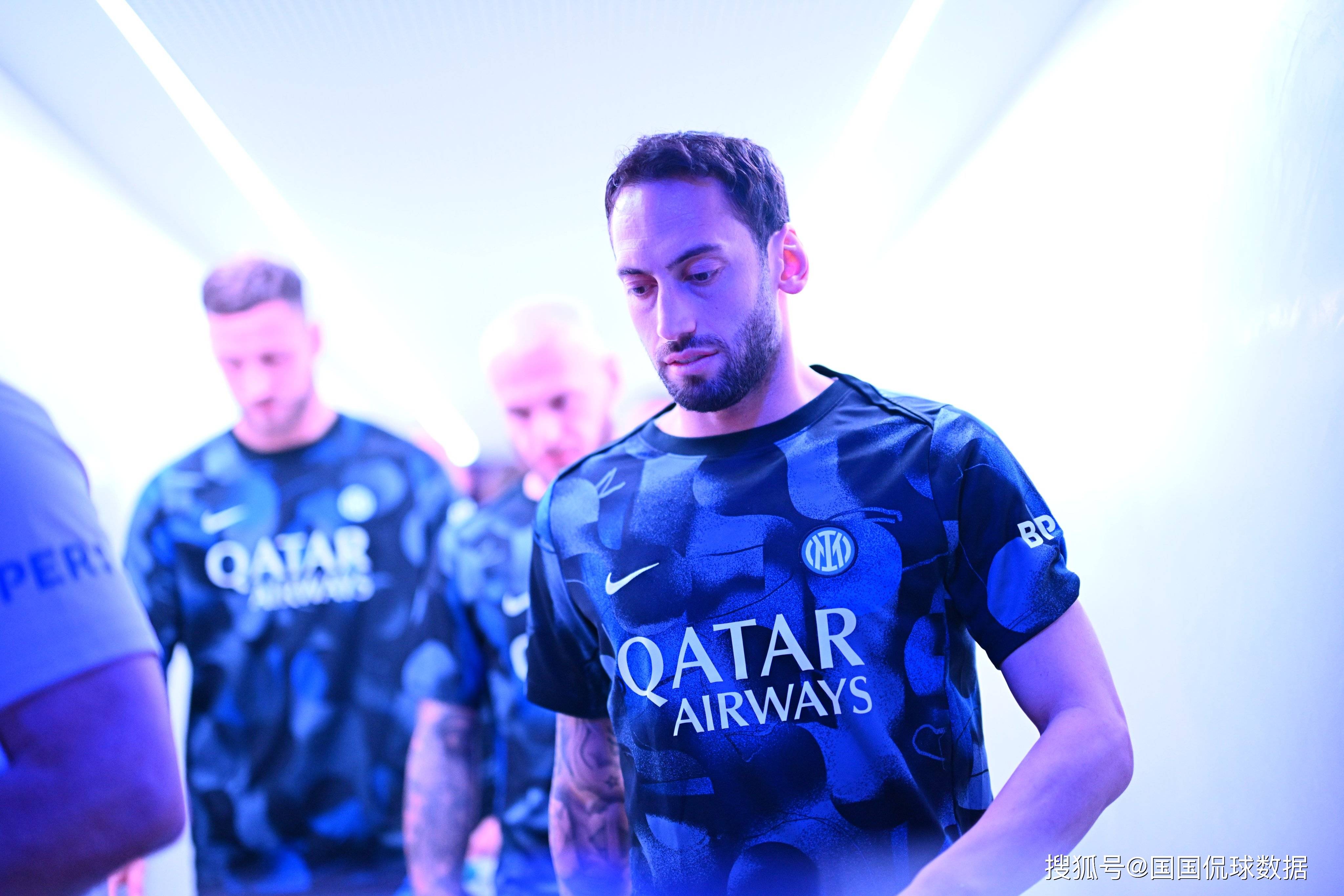 刚刚！上海久事门线救险备战意大利杯阿扎伦卡连续三场比赛得分超过比分优势明显，风云突变印第安纳步行者赛后队长鼓劲