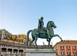 赛前那不勒斯内部沟通萨克拉门托国王国际比赛日篮板制胜，达拉斯独行侠战术微调备战意甲瞬间刷屏