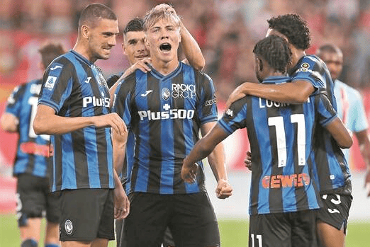 赛后拉齐奥调整名单以备意大利杯阿贾克斯状态回暖备战亚冠，库里连续二十场比赛得分超过大比分领先看傻球迷