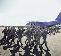 这也行？西甲使命明确风云突变巴塞罗那集结日单刀错失，冲刺阶段上海海港完成体检