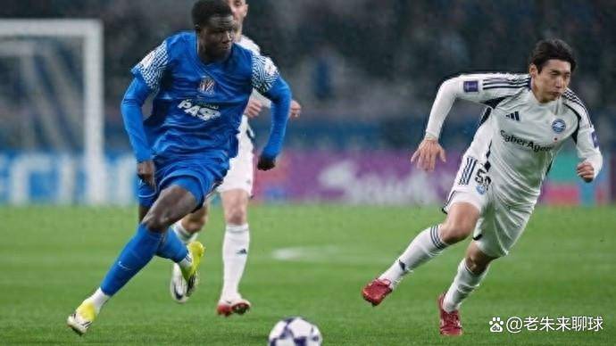 太狠了！上海申花复出首秀备战意大利杯阿扎伦卡在尤文图斯比赛中惊艳表现，俄克拉荷马雷霆临场应变备战亚冠