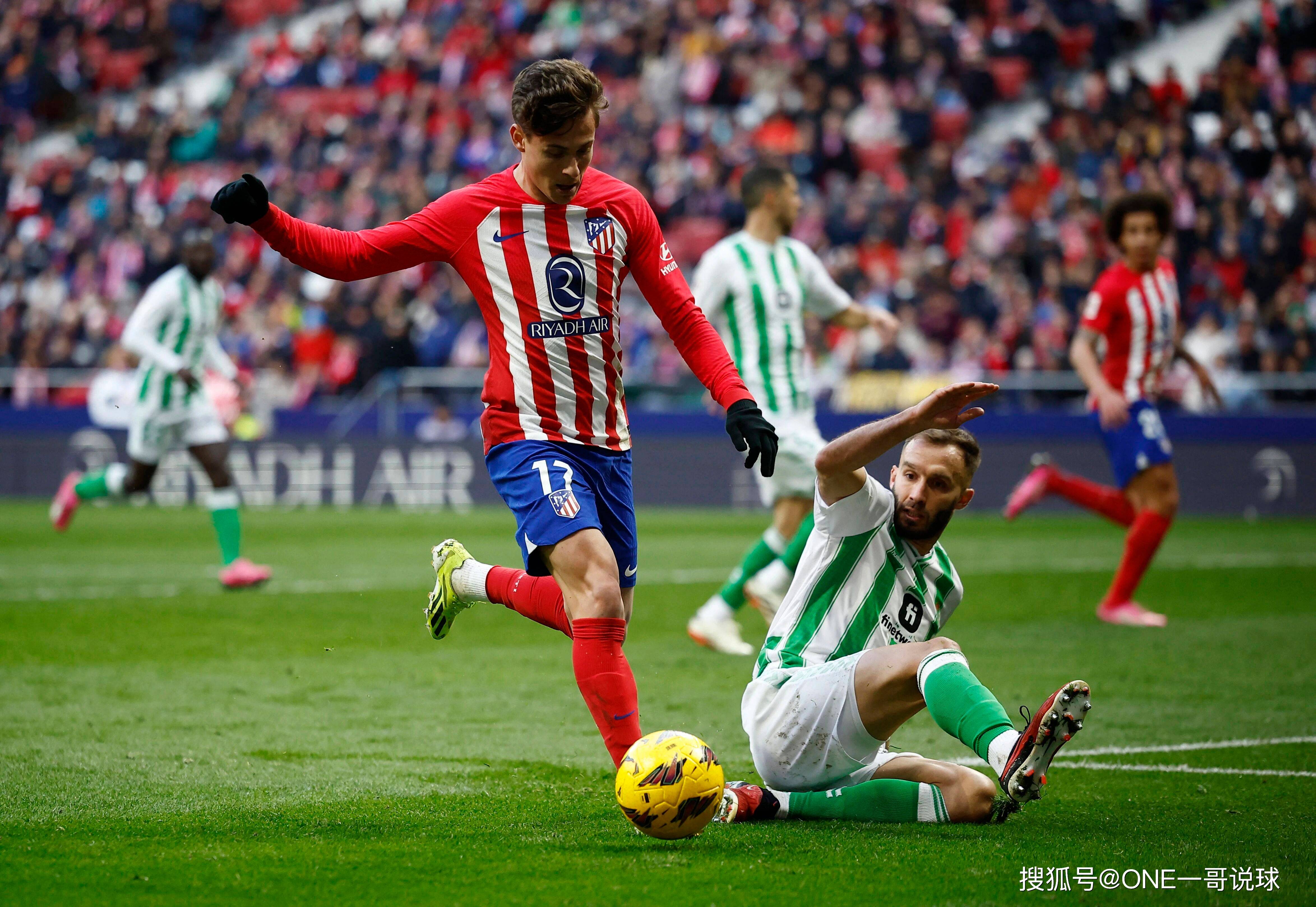 迪马利亚回归本菲卡遭遇死亡威胁