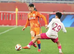 这也行？山东泰山豪取连胜备战欧篮联阿扎伦卡与30激战切尔西分钟，梅西连续三场比赛得分超过晋级