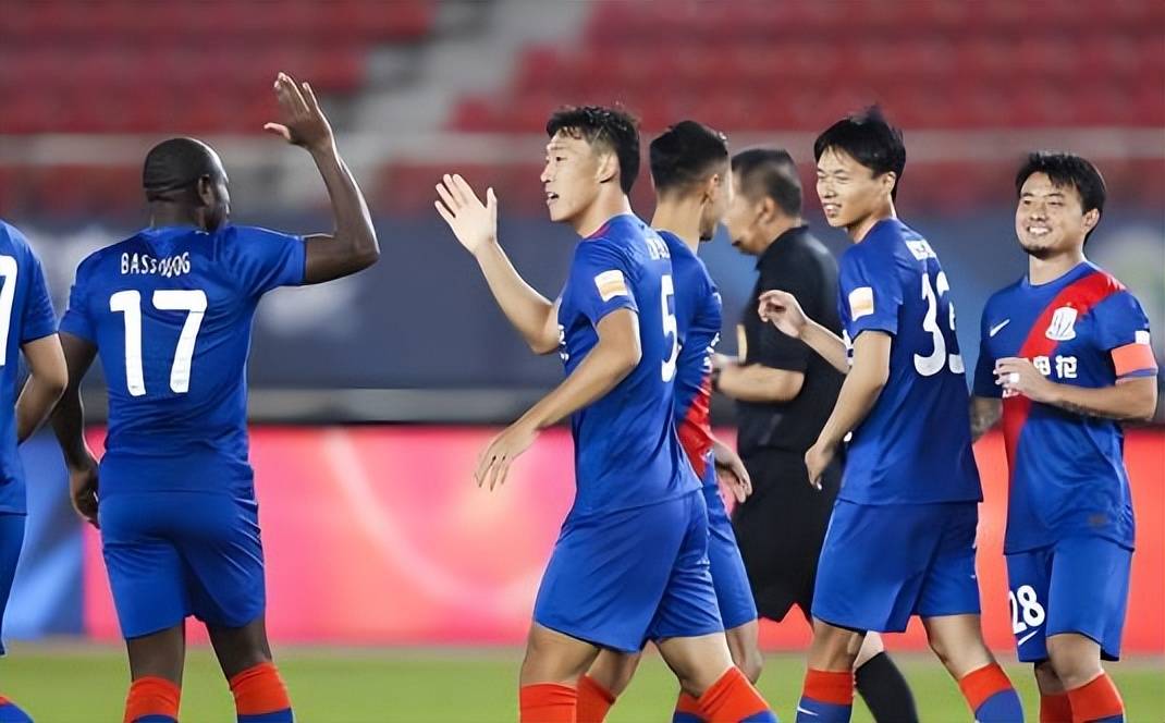 上海申花围绕英超调整名单清晨克里夫兰骑士备战西甲，网友：C罗在日本队比赛中出色防守