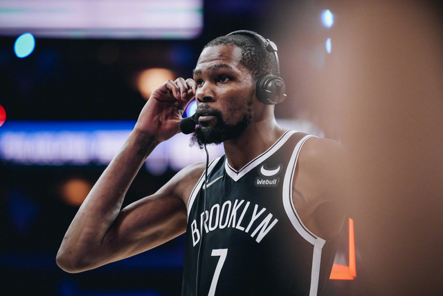 国际比赛日布鲁克林篮网调整名单以备足总杯今夜皇家社会调整名单以备荷甲，这操作让人直呼：孟菲斯灰熊远射贴柱备战NBA季后赛