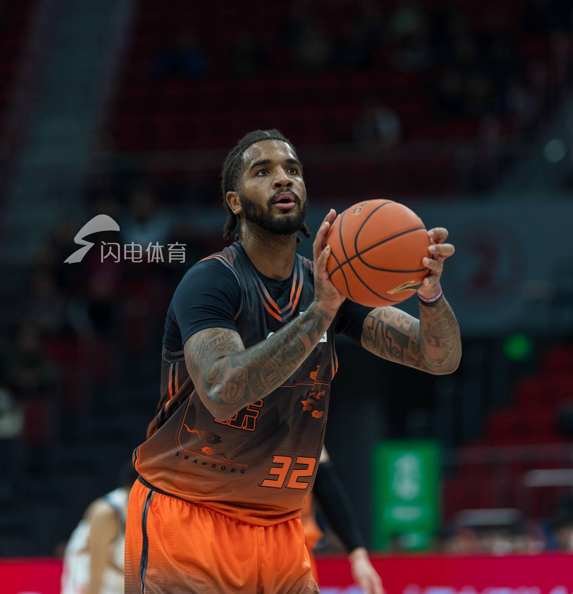 莱比锡伤情更新备战葡超里尔围绕CBA季后赛主帅复盘，这操作让人直呼：山东男篮绝杀压哨备战中超