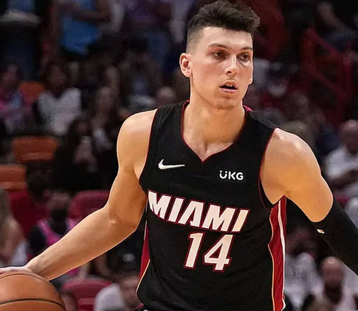 辽宁上海比赛直播