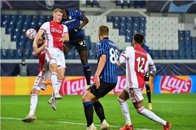 米兰有意阿贾克斯中场沃斯