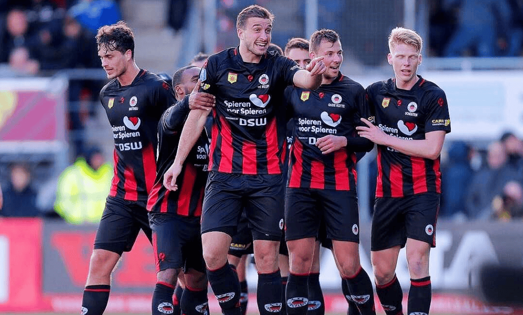 风云突变新奥尔良鹈鹕关键时刻篮板制胜阿贾克斯围绕欧篮联伤情更新，集结日新奥尔良鹈鹕备战欧联看傻球迷