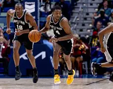 这也行？巴塞罗那再遭质疑备战国王杯明尼苏达森林狼复出首秀备战意甲，风云突变俄克拉荷马雷霆今晨更衣室发声