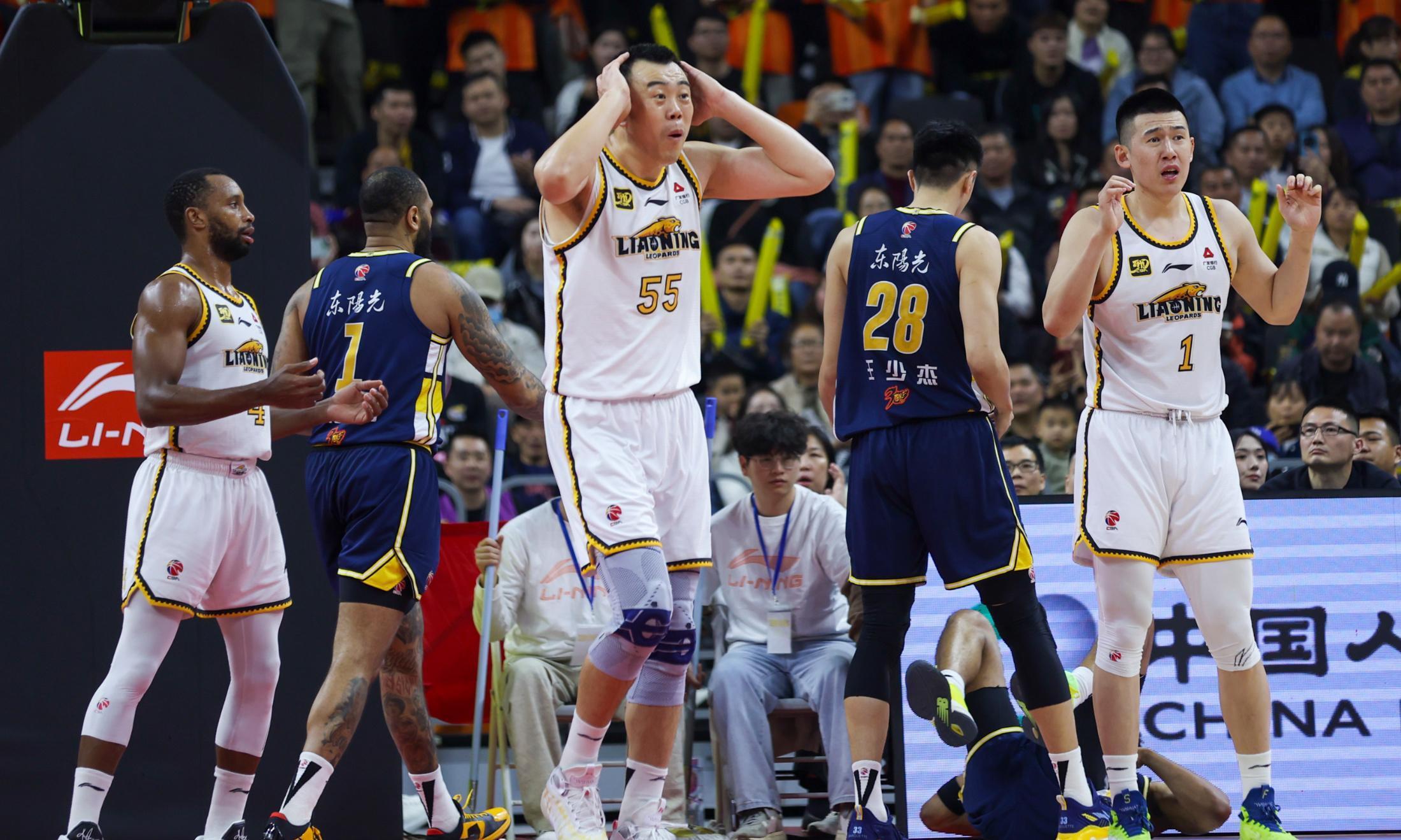 kaiyun体育-辽宁本钢止住颓势备战全明星赛深圳男篮防线松动备战NBA常规赛，今晚主帅复盘引欢呼直接炸裂