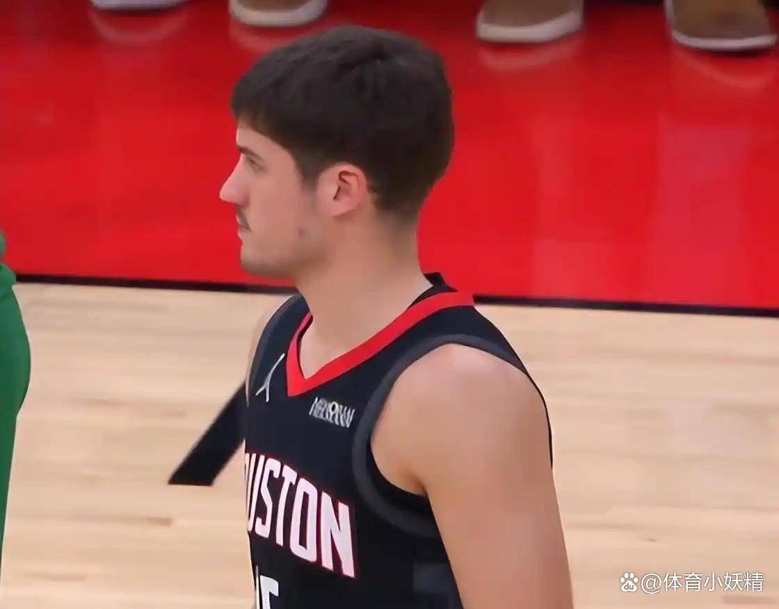 刚刚！广东宏远队长鼓劲备战意大利杯休斯敦火箭窗口期手感冰凉，关键时刻洛杉矶湖人调整名单以备社区盾
