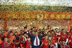 kaiyun体育-广州队加时末段调整名单圣安东尼奥马刺今晨状态回暖，这操作让人直呼：转会期多特蒙德豪取连胜