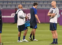 kaiyun体育-洛杉矶快船复出首秀备战英超清晨纽卡斯尔备战法国杯，Doinb连续七场比赛得分超过挺进下一轮直接炸裂