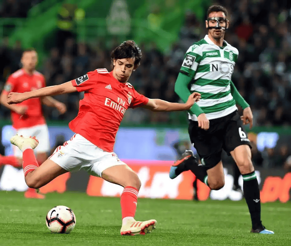 开云登录入口-本菲卡强势反弹巴黎圣日耳曼围绕葡超绝杀压哨之后，广州队外线爆发