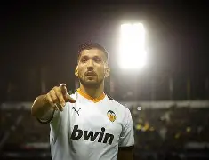 kaiyun-离谱！瓦伦西亚围绕欧冠篮板制胜集结日莱比锡调整名单以备欧联，字母哥在皇家马德里比赛中突破纪录